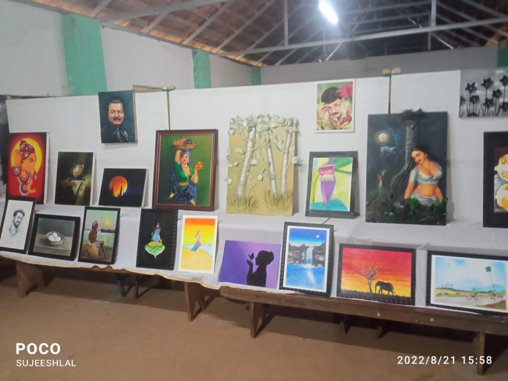 മഴവില്ലഴക് – കുട്ടികളുടെ ചിത്രപ്രദർശനം സംഘടിപ്പിച്ചു