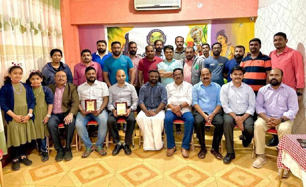 പത്തനംതിട്ട പ്രവാസി അസോസിയേഷൻ യാത്രയയപ്പ് നൽകി