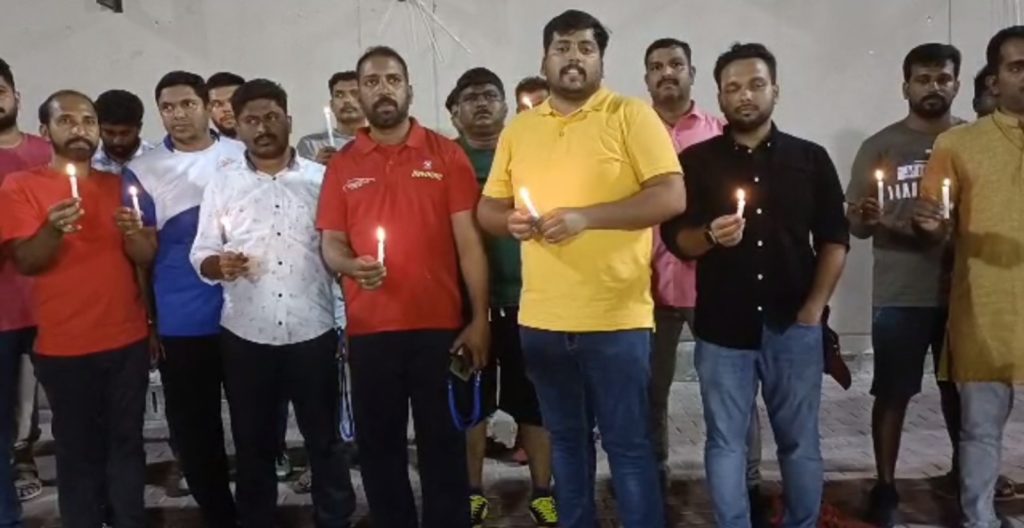 ഐവൈസിസി ബഹ്റൈൻ പ്രതിഷേധ ജ്വാല സംഘടിപ്പിച്ചു