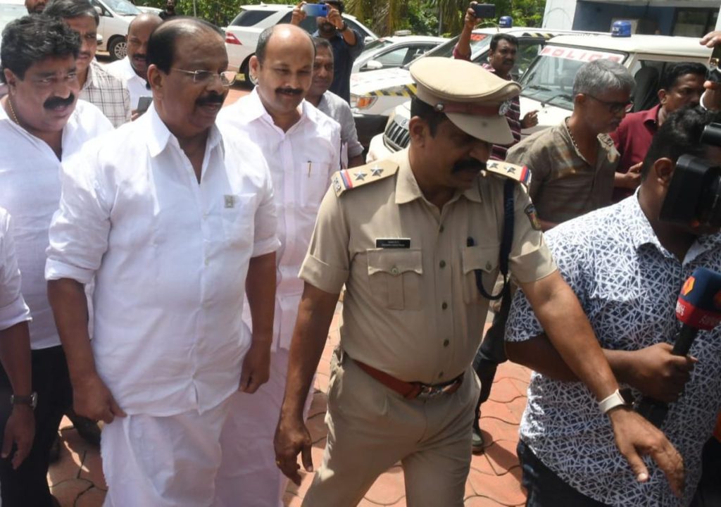 മോന്സന് മാവുങ്കല്പുരാവസ്തു തട്ടിപ്പ്;  കെ. സുധാകരനെ ഇന്ന് ചോദ്യം ചെയ്യും
