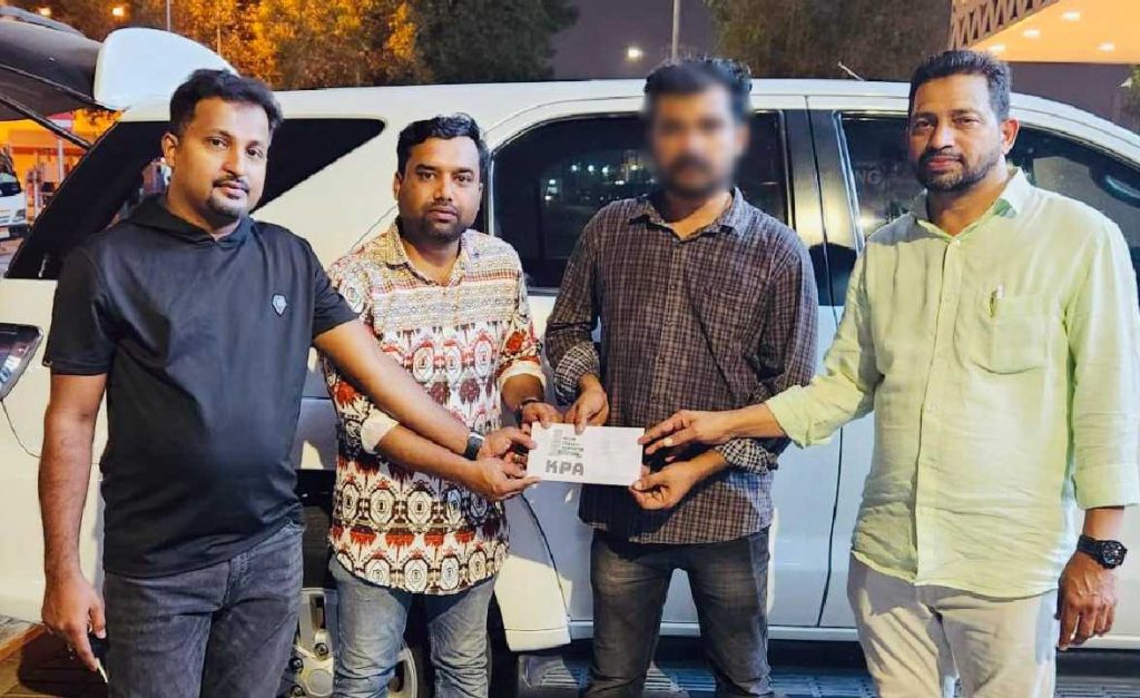 നാടണയാൻ  കൊല്ലം പ്രവാസി അസോസിയേഷൻറെ കൈത്താങ്ങ്