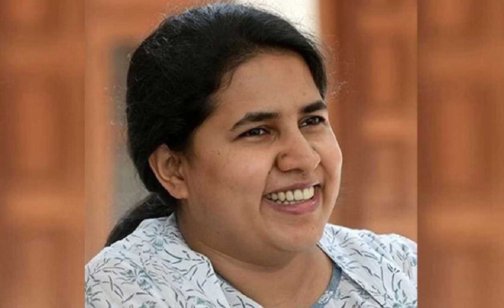 മാസപ്പടി വിവാദം: നേതാക്കള്ക്കെതിരെ അന്വേഷണം വേണമെന്ന് വിജിലന്സ് ഡയറക്ടര്ക്ക് പരാതി