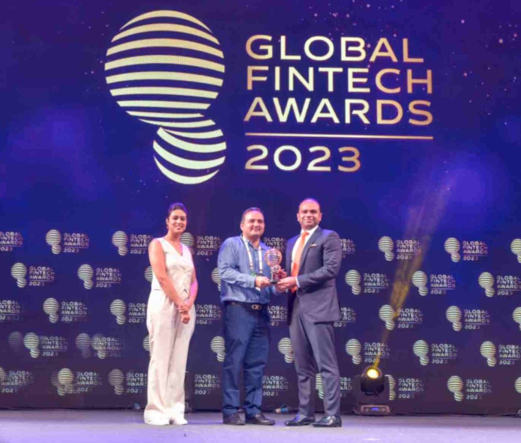 2023 ലെ ഗ്ലോബൽ ഫിൻടെക് പുരസ്കാരം അദീബ് അഹമ്മദിന്