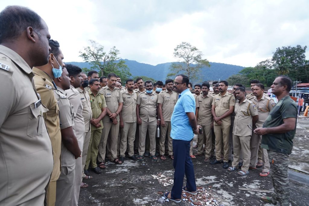 മണ്ഡലകാല സുരക്ഷാ ഡ്യൂട്ടിക്കായി പുതിയ ബോംബ് സ്ക്വാഡ് ടീം ചാർജ് എടുത്തു