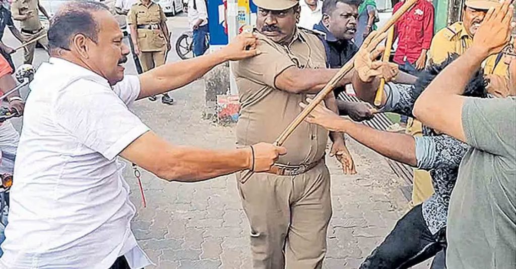 ഗൺമാന്റേത് സസ്പെൻഷൻ കിട്ടേണ്ട കുറ്റം; മുഖ്യമന്ത്രി ‘കാണാത്തതിനാൽ’ നിസ്സഹായരായി പൊലീസ് ഉന്നതർ