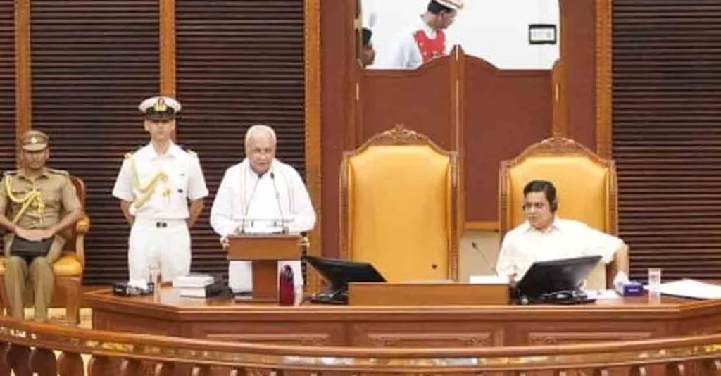 നിയമസഭാ ബജറ്റ് സമ്മേളനം; സംഭാഷണമോ പുഞ്ചിരിയോ ഉണ്ടായില്ല; ഗവർണറുടെ നീക്കത്തിൽ അമ്പരന്ന് സ്പീക്കർ ഉൾപ്പെടെയുള്ളവർ