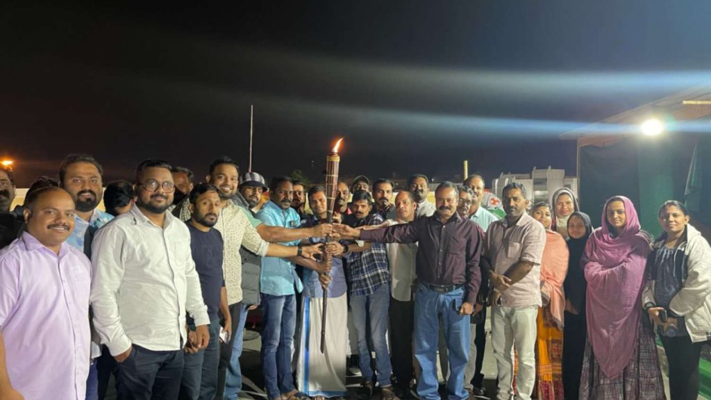 “ഐ വൈ സി സി യൂത്ത് ഫെസ്റ്റ് 2024” ദീപശിഖാ പ്രയാണത്തിന് മുഹറഖ് ഏരിയ സ്വീകരണം നൽകി