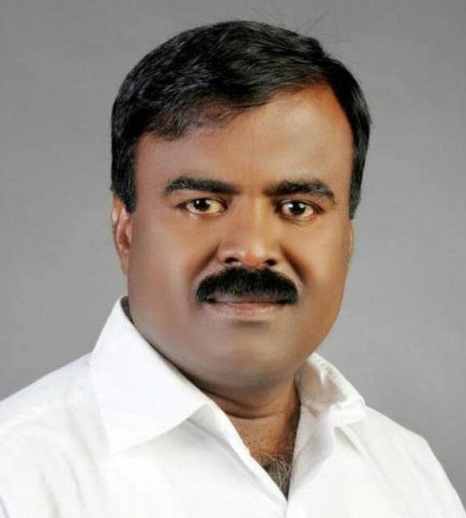 കാണാതായ കോൺഗ്രസ് നേതാവ് കത്തിക്കരിഞ്ഞ നിലയിൽ; മൃതദേഹം കണ്ടെത്തിയത് തോട്ടത്തിൽനിന്ന്