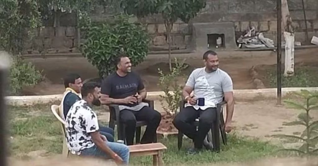 ജയില് വളപ്പില് ഗുണ്ടാ തലവന്മാര്ക്കൊപ്പം ചായയും സിഗരറ്റുമായി കൊലക്കേസ് പ്രതിയും കന്നട സൂപ്പർ സ്റ്റാറുമായ ദർശൻ