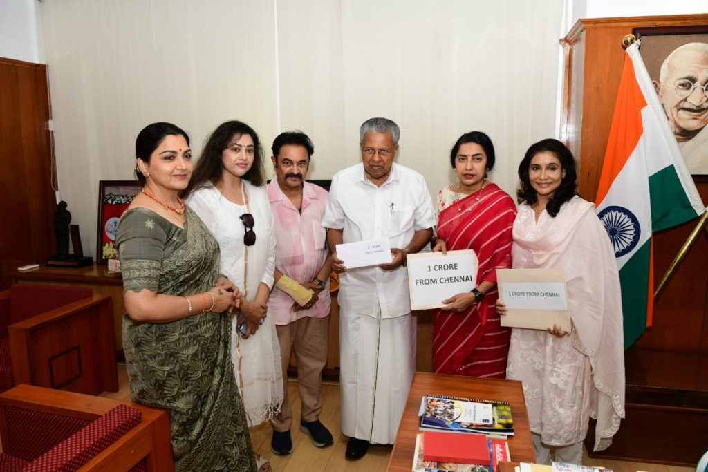 വയനാടിന് കൈത്താങ്ങ്; ചെന്നൈയില് നിന്നുള്ള ചലച്ചിത്ര പ്രവര്ത്തകര് ഒരു കോടി രൂപ നല്കി