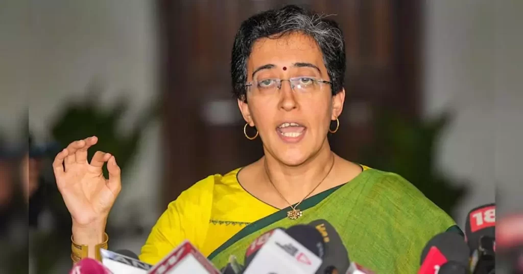 ഔദ്യോഗിക വസതിയില്നിന്നും അതിഷിയുടെ സാധനങ്ങള് ഒഴിപ്പിച്ചു