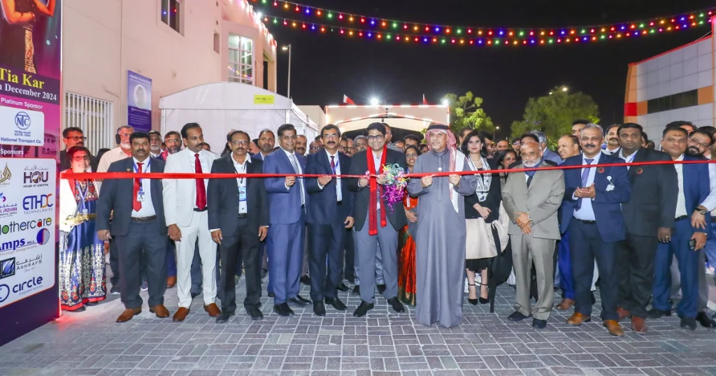 സാംസ്കാരിക വൈവിധ്യത്തിന്റെ നിറവിൽ ഇന്ത്യൻ സ്കൂൾ ഫെയറിന് വൻ ജന പങ്കാളിത്തം