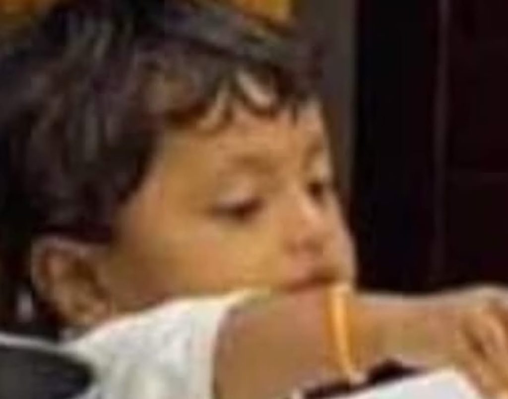 വടകരയില് കാണാതായ രണ്ടു വയസ്സുകാരി തോട്ടില് മരിച്ച നിലയില്