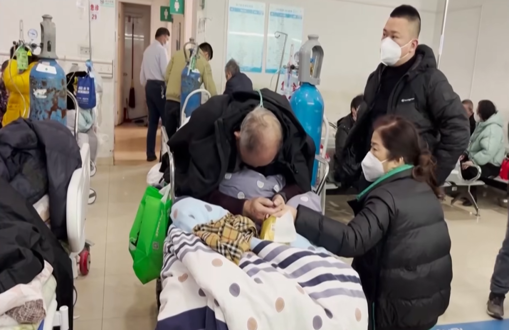 ചൈനയില് വീണ്ടും വൈറസ് വ്യാപനം; ആശുപത്രികളും ശ്മാശാനങ്ങളും നിറഞ്ഞുവെന്ന് സോഷ്യല് മീഡിയ; അതിജാഗ്രതയോടെ ലോകം