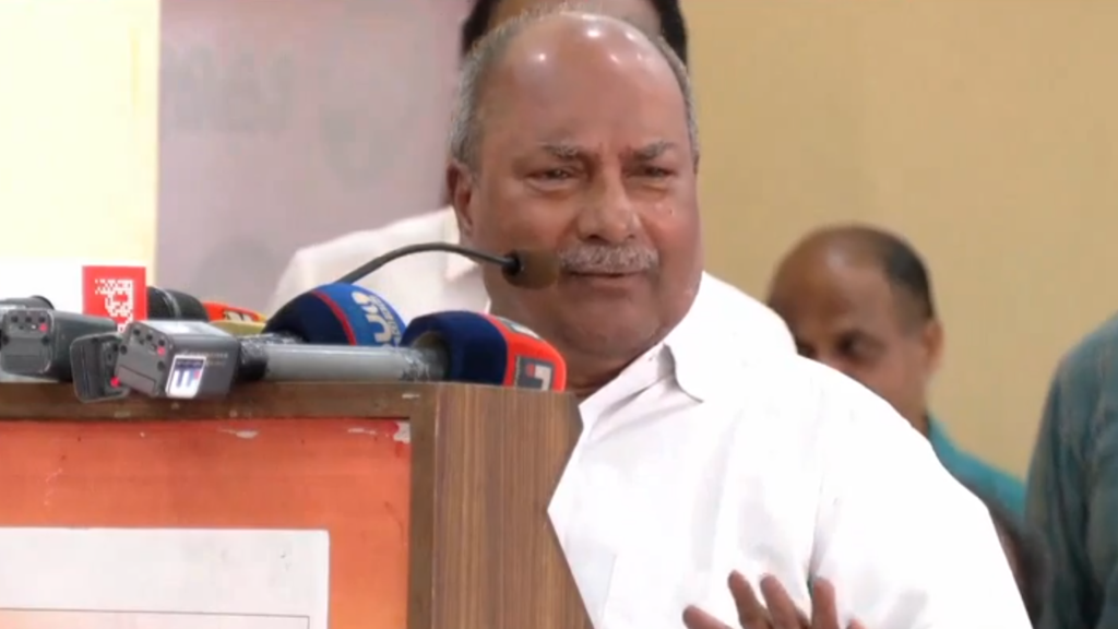 ആദ്യം തിരഞ്ഞെടുപ്പ് ; മുഖ്യമന്ത്രി പിന്നെ; അനാവശ്യ ചര്ച്ചകള് വേണ്ടെന്ന് എ.കെ.ആന്റണി