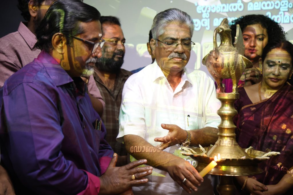 ഗ്ലോബല് മലയാളം സിനിമയുടെ ഉദ്ഘാടനവുംലോകത്തിലെ ആദ്യ മെഗാ ഡോക്യുമെന്ററി പരമ്പരയുടെ ചിത്രീകരണവുംആരംഭിച്ചു.