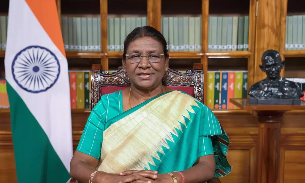 രാഷ്ട്രപതി നാളെ പ്രയാഗ് രാജിൽ; ത്രിവേണി സംഗമത്തിൽ സ്നാനം നടത്തും