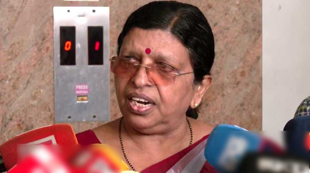 ‘കോടതി കുറ്റക്കാരനെന്ന് കണ്ടെത്തട്ടെ; നിയമപരമായി രാജിവയ്ക്കേണ്ടതില്ല’; മുകേഷിനെ ന്യായീകരിച്ച് വനിത കമ്മീഷന്