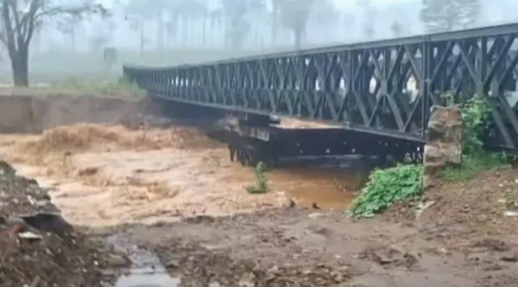 ചൂരല്മല ബെയ്ലി പാലം താല്ക്കാലികമായി അടച്ചു