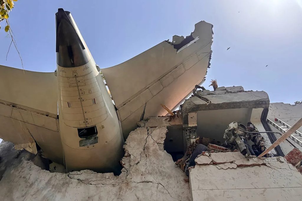 അഹമ്മദാബാദ് വിമാന ദുരന്തം സംബന്ധിച്ച ഞെട്ടിക്കുന്ന കണ്ടെത്തൽ