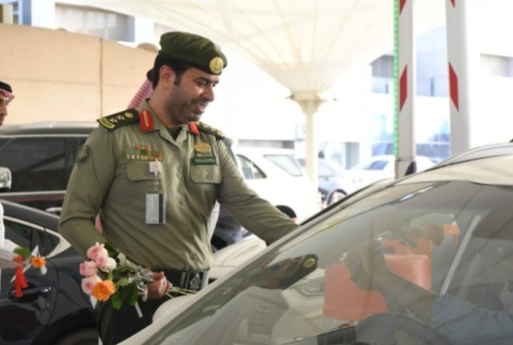 പോലീസ് ഉദ്യോഗസ്ഥരെ ആക്രമിച്ചു; ബഹ്റൈനില് സൗദി പൗരനെതിരെ കേസ്