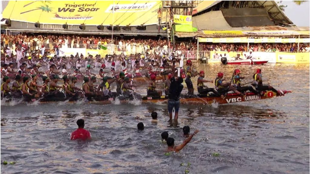 നെഹ്റു ട്രോഫിയിൽ മുത്തമിട്ട് വീയപുരം ചുണ്ടൻ; കിരീട നേട്ടം ഫോട്ടോ ഫിനിഷിൽ