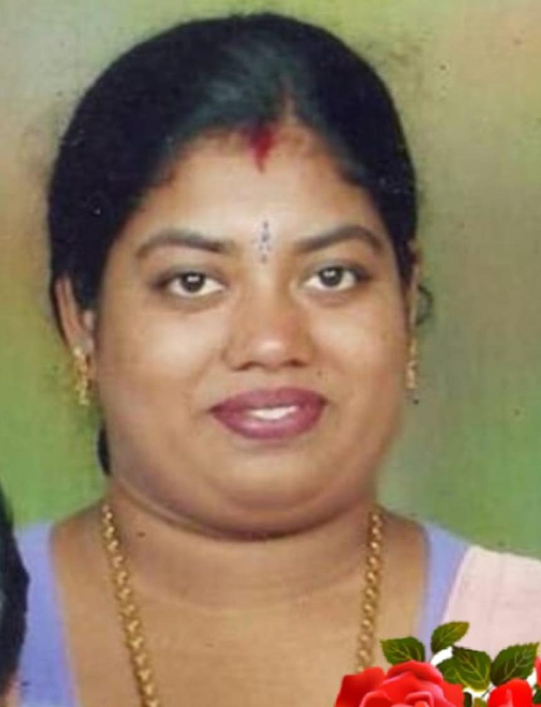 ബഹ്റൈനിൽ മരണമടഞ്ഞ ഷീന പ്രകാശന്റെ മൃതദേഹം നാട്ടിലേക്ക് കൊണ്ട് പോയി