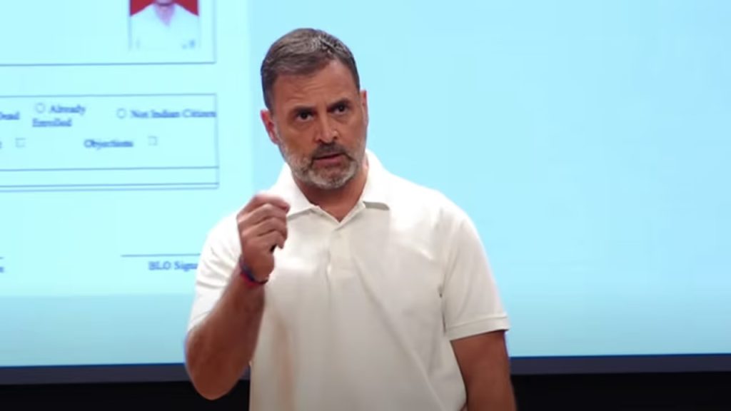 തെരഞ്ഞെടുപ്പ് കമ്മീഷനെതിരെ കടുപ്പിച്ച് രാഹുൽ; ‘കോൺഗ്രസിന് കിട്ടുന്ന വോട്ടുകൾ കൂട്ടത്തോടെ വെട്ടിമാറ്റുന്നു’