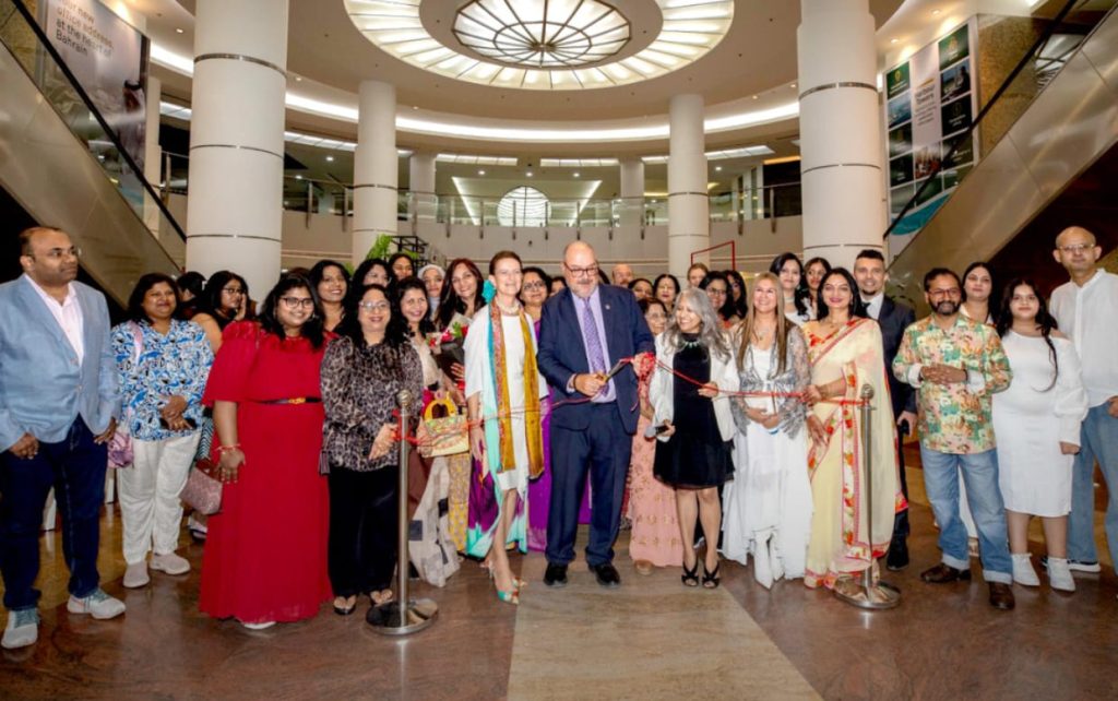 കവിതാ- കലാ പ്രദര്ശനം ശ്രദ്ധേയമാകുന്നു