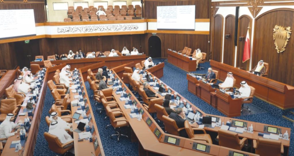 ഓണ്ലൈനില് അശ്ലീലം: ബഹ്റൈനില് ശിക്ഷ കടുപ്പിക്കാന് നിര്ദേശം