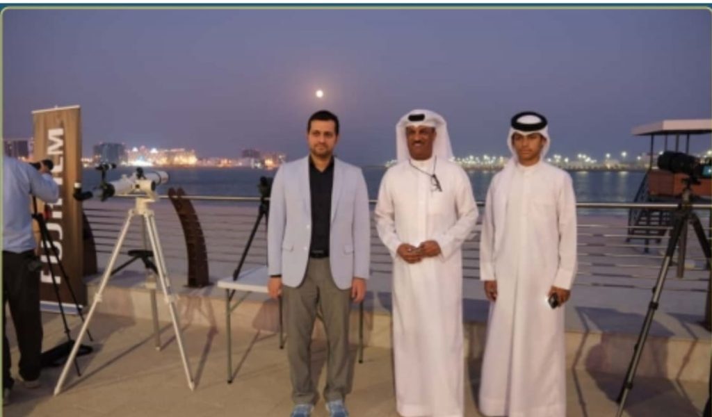 ബഹ്റൈനില് സൂപ്പര്മൂണ് ദര്ശിക്കാന് വന് ജനസാന്നിധ്യം