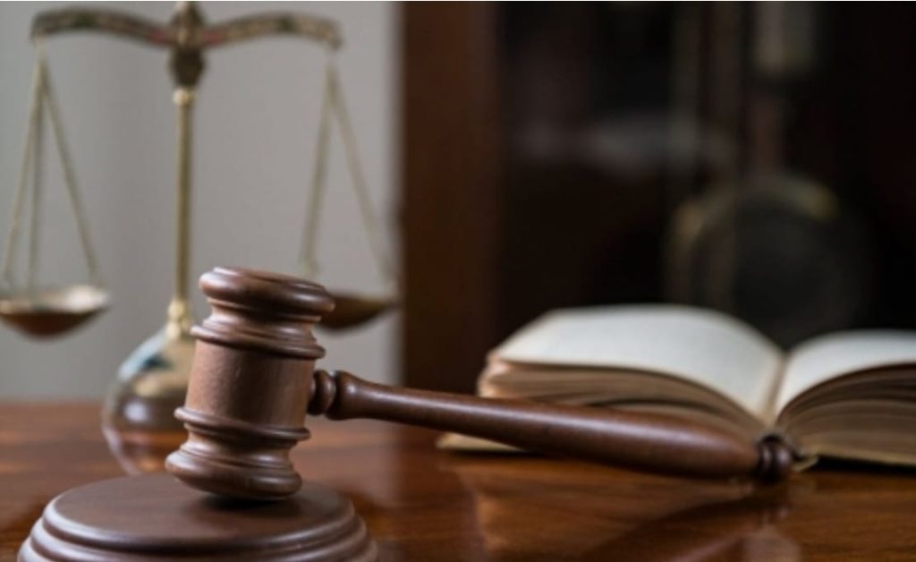 1.4 ടൺ മയക്കുമരുന്നും നിയമവിരുദ്ധ വസ്തുക്കളും കത്തിച്ചു