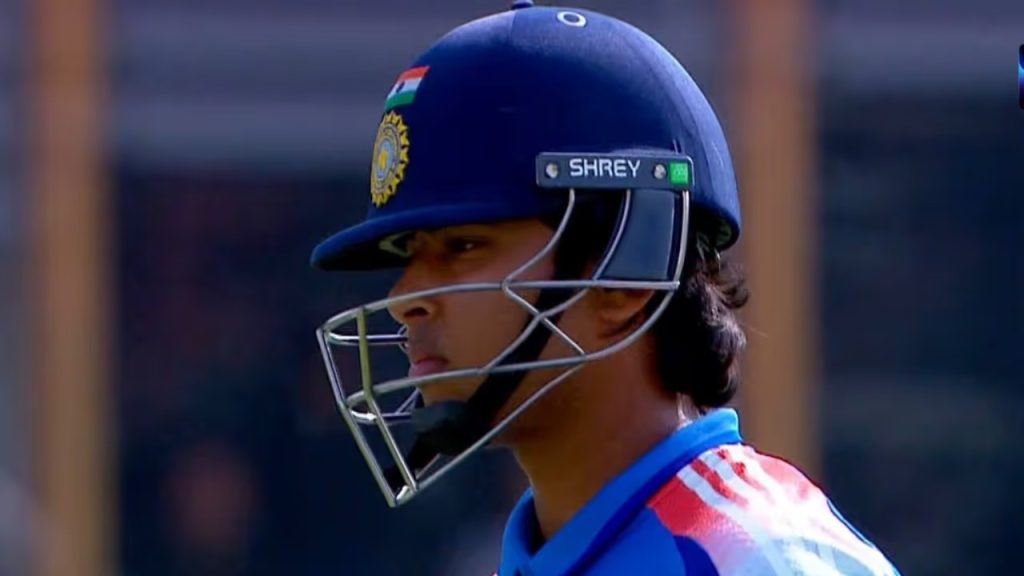 ഡിവില്ലിയേഴ്സിന്റെ ലോക റെക്കോര്ഡ് തകര്ത്തു, അതിവേഗ ഡബിളിന്റെ റെക്കോര്ഡ് കൈയകലത്തില് നഷ്ടമായി വൈഭവ്