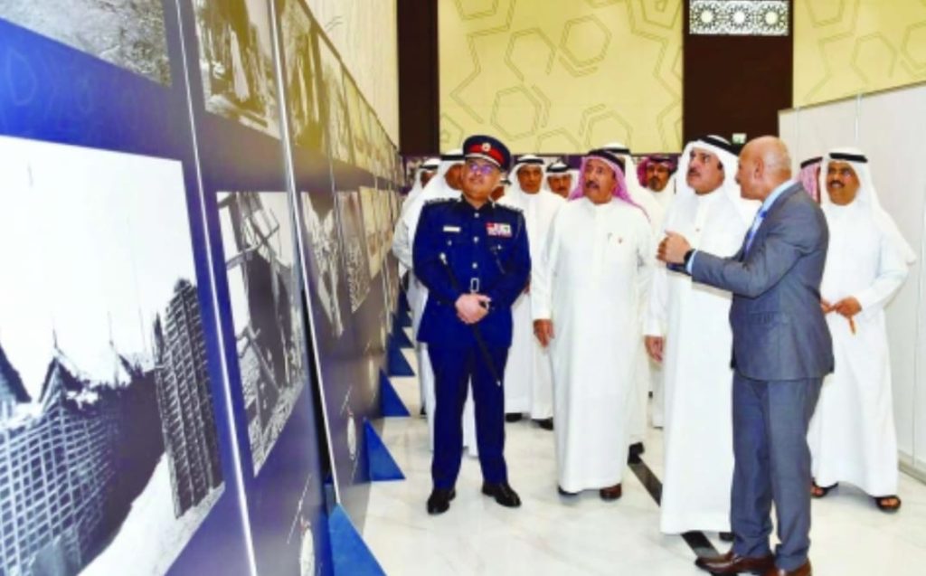 മുഹറഖില് ചരിത്ര ഫോട്ടോ പ്രദര്ശനം തുടങ്ങി