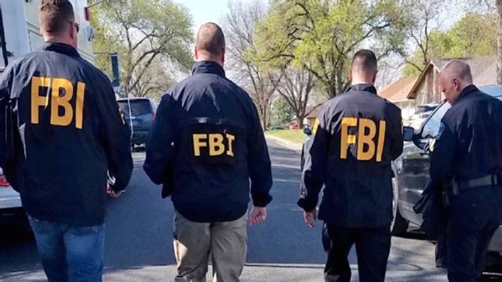 ഞെട്ടിക്കുന്ന വെളിപ്പെടുത്തൽ; അമേരിക്കയിൽ പുതുവത്സര രാത്രിയിൽ ഇസ്ലാമിക് സ്റ്റേറ്റിൻ്റെ ആക്രമണ നീക്കം; തകർത്ത് എഫ്ബിഐ, ഒരാൾ കസ്റ്റഡിയിൽ