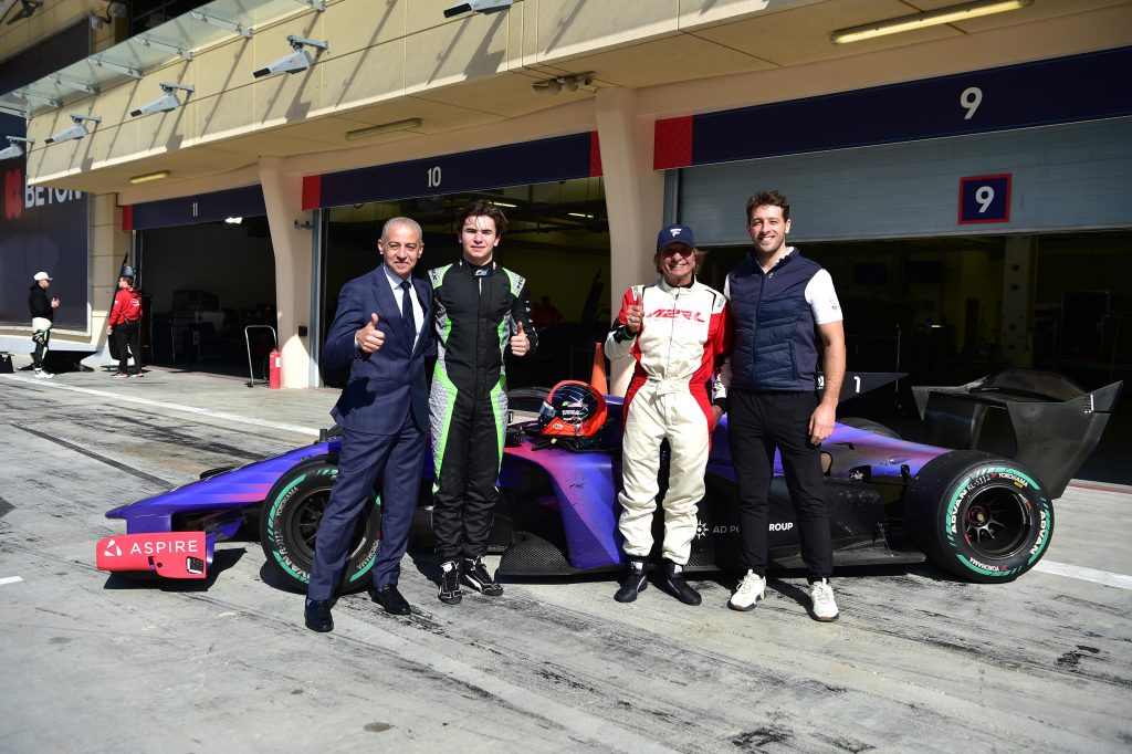 രണ്ടു തലമുറകളെ ഒരുമിപ്പിച്ച് ആസ്പയര് ഫോര്മുല മോട്ടോര്സ്പോര്ട്ട് സിംഗിള് സീറ്റര് ടെസ്റ്റ്