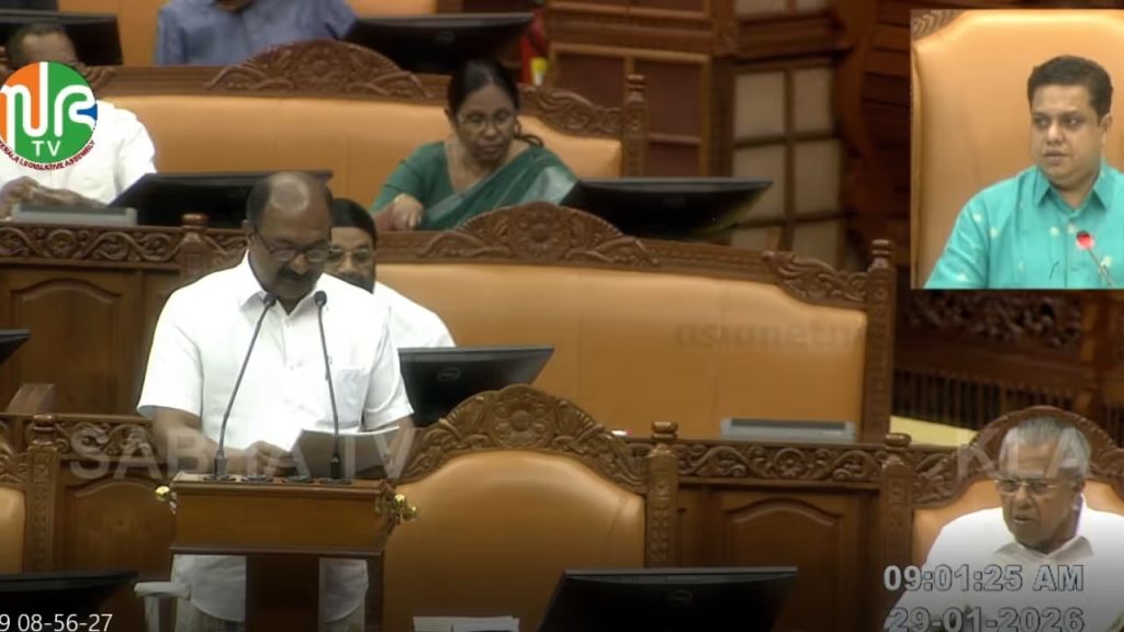 ശ്രദ്ധേയ പ്രഖ്യാപനങ്ങൾ! സ്കൂൾ കുട്ടികൾക്ക് അപകട ഇൻഷുറൻസ്; റോഡ് അപകടത്തിൽ പെടുന്നവർക്ക് ആദ്യ 5 ദിനം സൗജന്യ ചികിത്സ