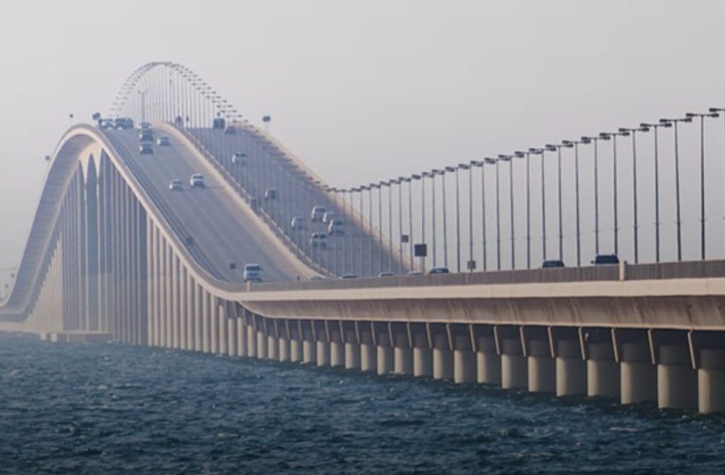 കിംഗ് ഫഹദ് കോസ് വേയില് ക്രോസിംഗ് ഫീസ് വര്ധിപ്പിച്ചു