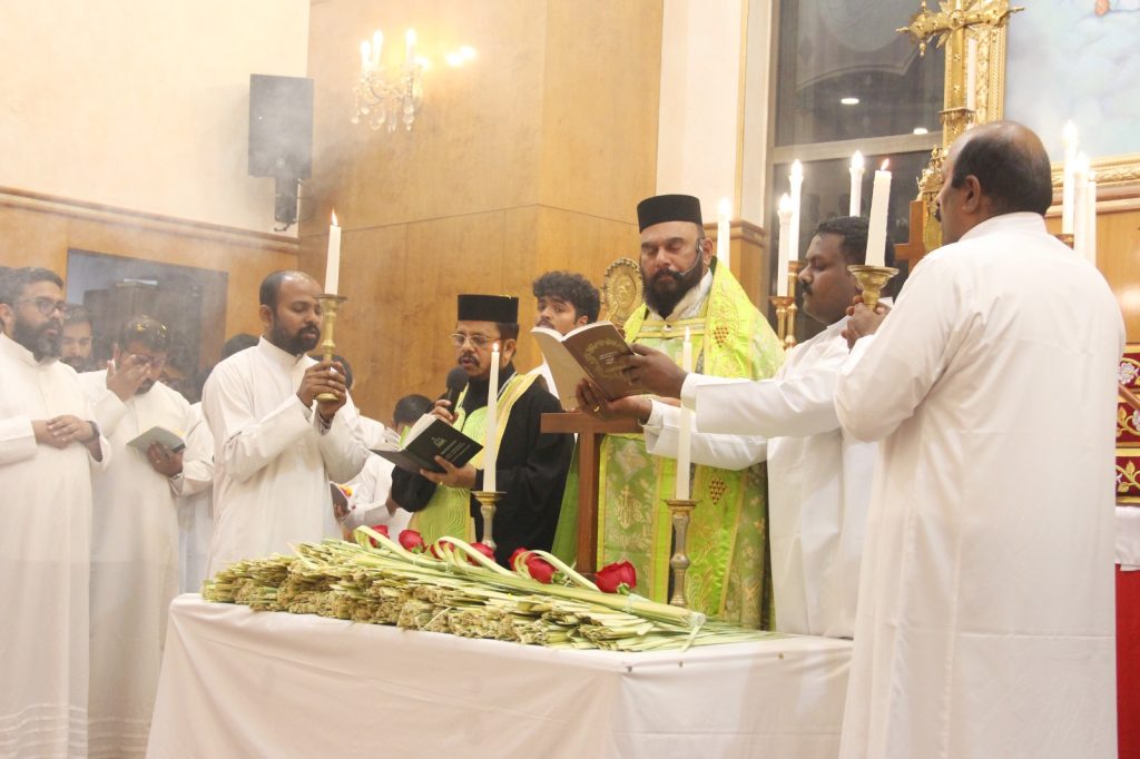 ബഹ്റൈൻ സെന്റ് മേരീസ് കത്തീഡ്രലിൽ ഓശാന പെരുന്നാൾ ആഘോഷിച്ചു.
