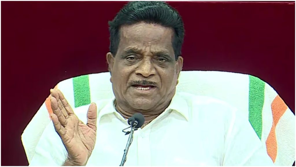 ‘സഖാവ് പിണറായി ഇതിനൊക്കെ കൂട്ടുനിൽക്കുന്നതെങ്ങനെ’? ചോദ്യമുയർത്തി ടികെ ഗോവിന്ദൻ സിപിഎം വിട്ടു; തളിപ്പറമ്പിൽ മത്സരിക്കും, യുഡിഎഫ് പിന്തുണ സ്വീകരിക്കും