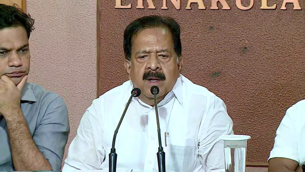 എസ്ഡിപിഐ -സിപിഎം ധാരണ പരസ്യമായ കാര്യം, കൂട്ടുകെട്ട് ഉണ്ടാക്കിയത് മുഖ്യമന്ത്രി നേരിട്ട്; സംസ്ഥാനത്ത് യുഡിഎഫ് അനുകൂല തരംഗമെന്ന് ചെന്നിത്തല