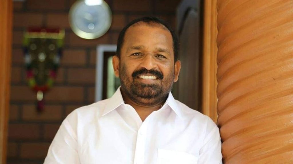 ‘സുരേഷ് ഗോപിയെ ജയിപ്പിക്കാന് 8 കോടി രൂപ വാങ്ങി’; 10കോടി നഷ്ടപരിഹാരം നല്കണം, നിയമനടപടിയുമായി ടി എന് പ്രതാപന്