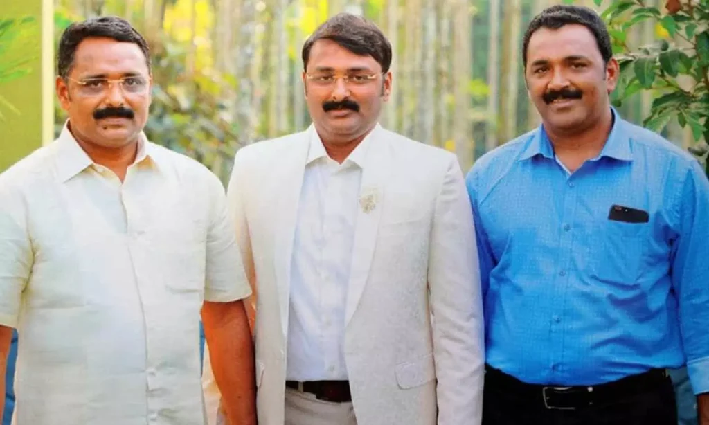 മുട്ടിൽ മരംമുറിക്കേസ്: വിചാരണ സ്റ്റേ ചെയ്യണമെന്ന അഗസ്റ്റിൻ സഹോദരങ്ങളുടെ ഹർജി ഹൈക്കോടതി തള്ളി